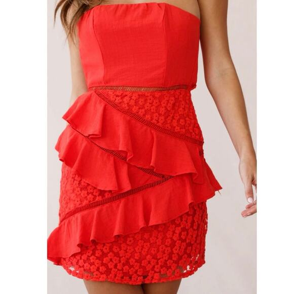 Selfie Leslie Aramis Strapless Lace & Ruffle Detail Dress Red Sz M Christmas - Picture 2 of 14